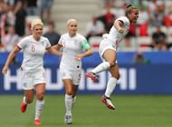 Nikita Parris's understanding on the right flank with Lucy Bronze will be key to any England success